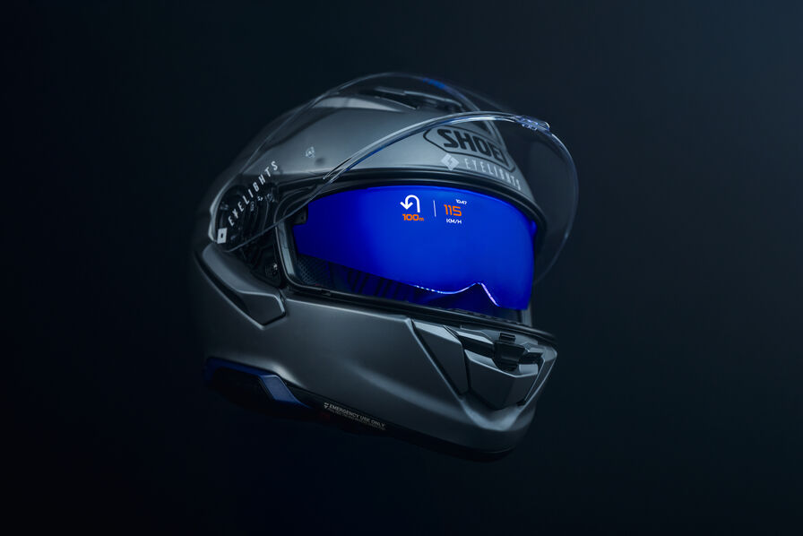 Shoei presenta un casco que podría revolucionar la conducción… pero