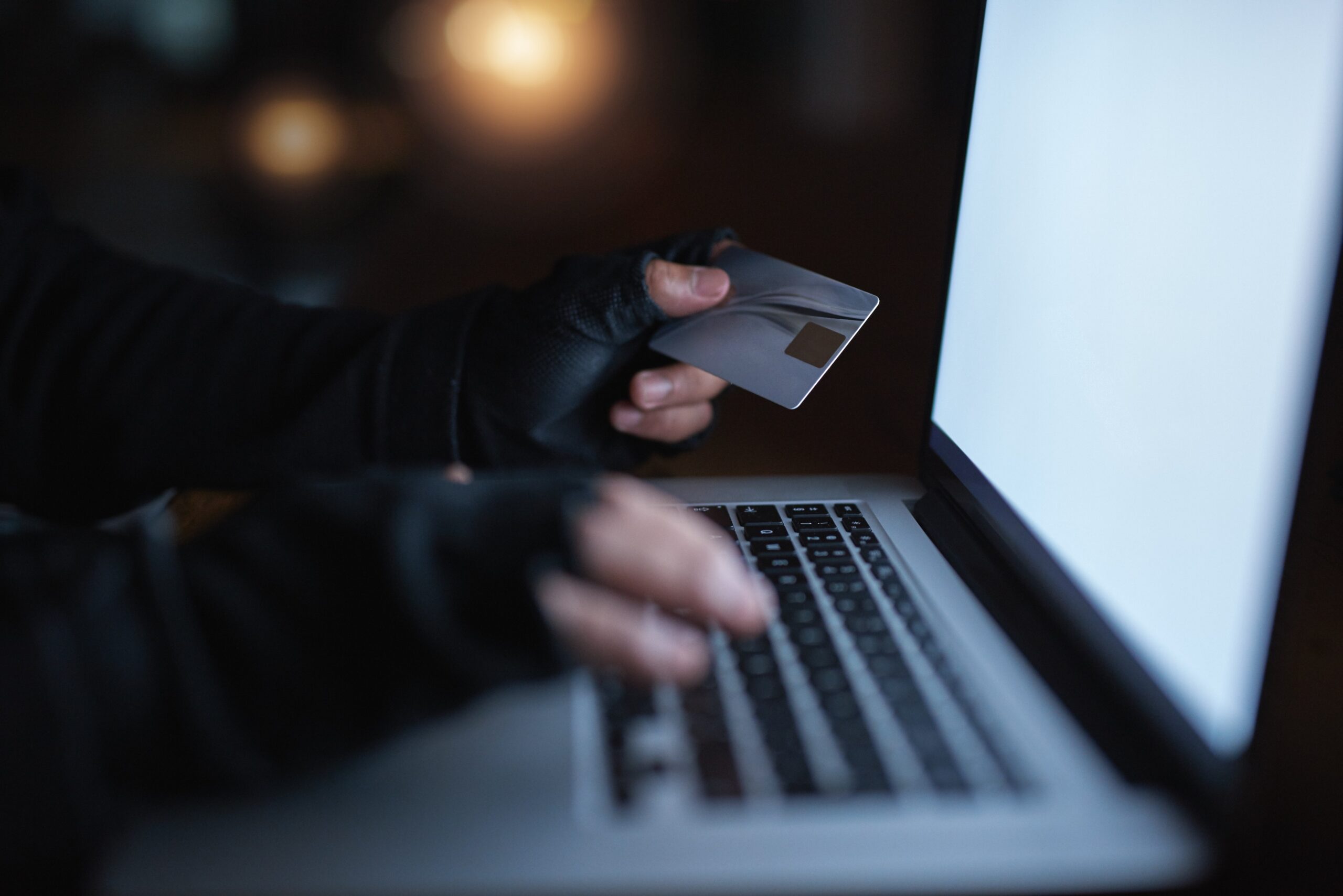 ¿Tu PC está en peligro? Microsoft reconoce una debilidad en