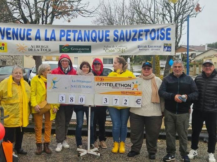 Los 24 horas de pétanque en Sauzet.