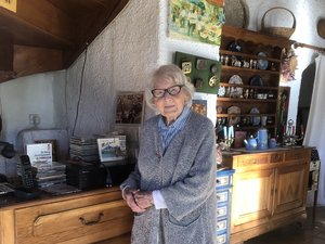 Mamie Nono celebra sus 105 años: una reunión de cinco
