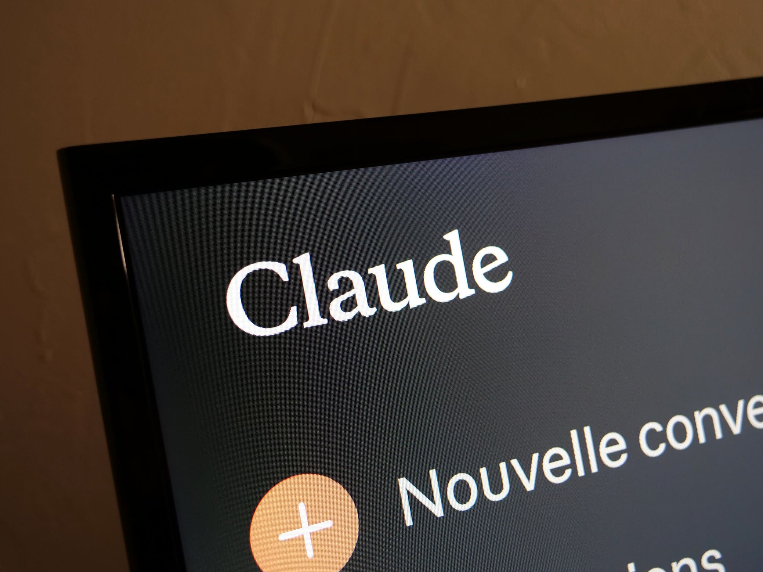 Anthropic libera las habilidades de Claude con un estándar abierto,