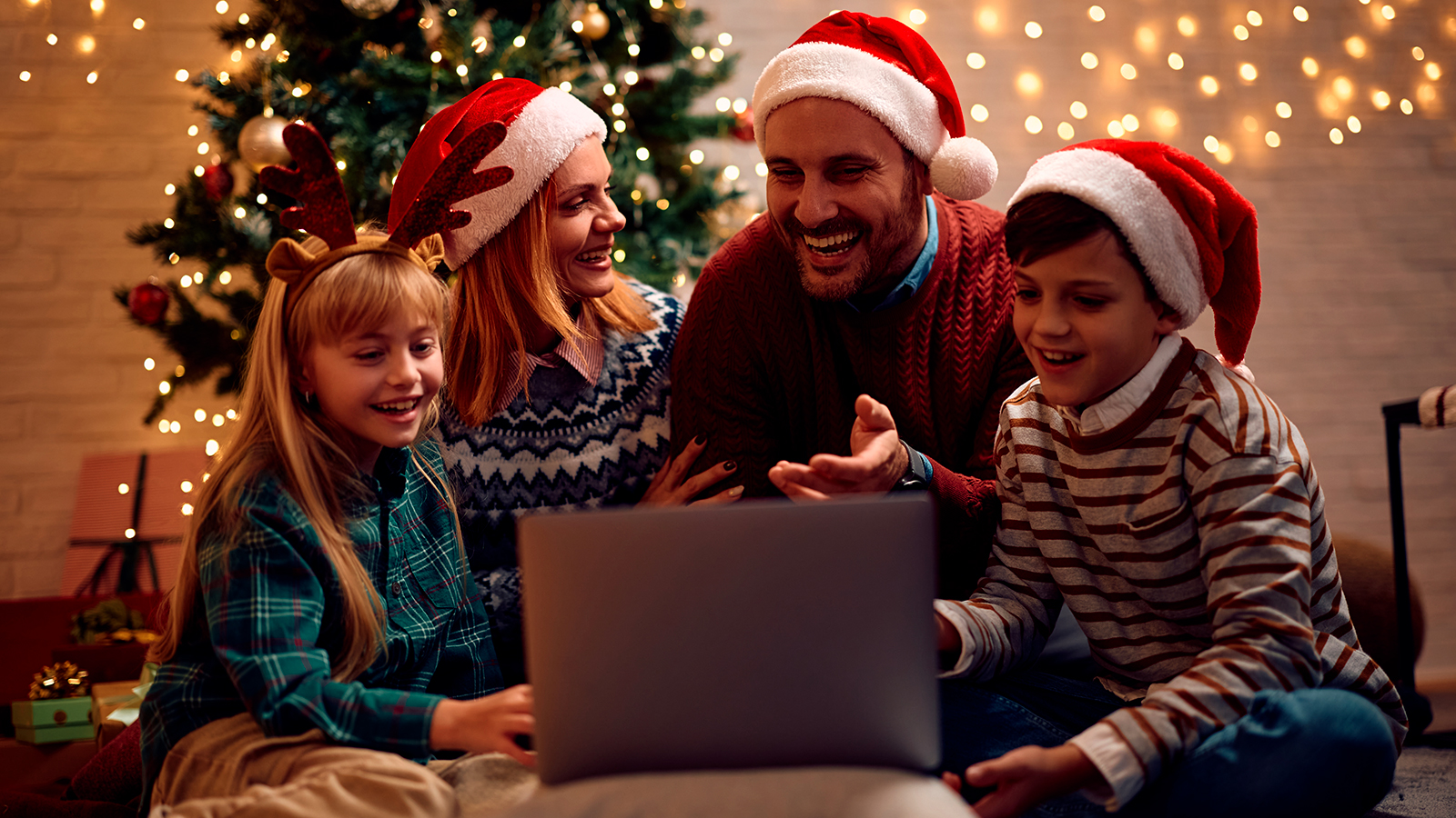 B&You lanza su caja de fibra más interesante del año