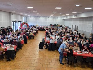 Cazères. La municipalidad recibe a 220 ancianos para la cena