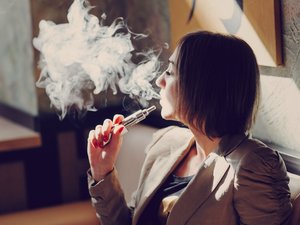 Cigarrillo electrónico: el CNCT denuncia el lobby de la vape
