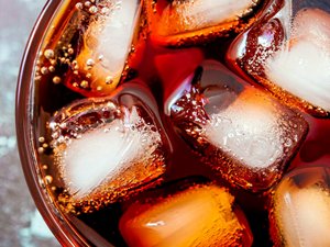 Deshidratación, diarrea... ¿puede el Coca-cola ayudar a combatir los síntomas