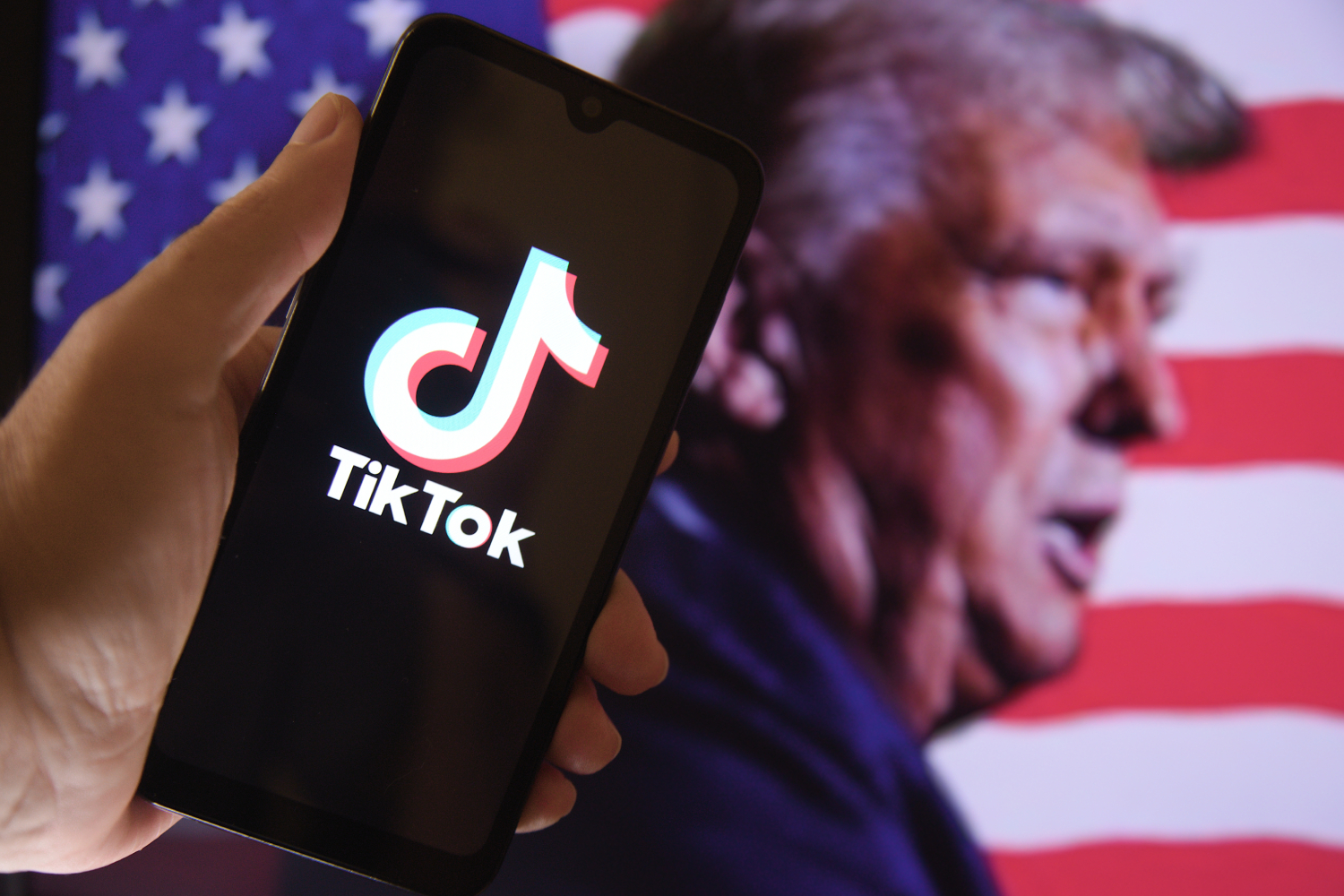Después de meses en el olvido, la reventa de TikTok