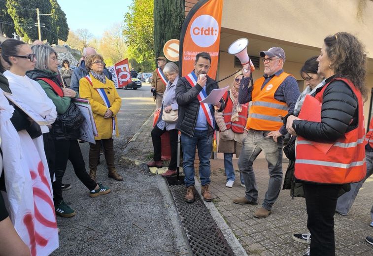 Hôpital de Lombez: gran movilización de los cuidadores y los