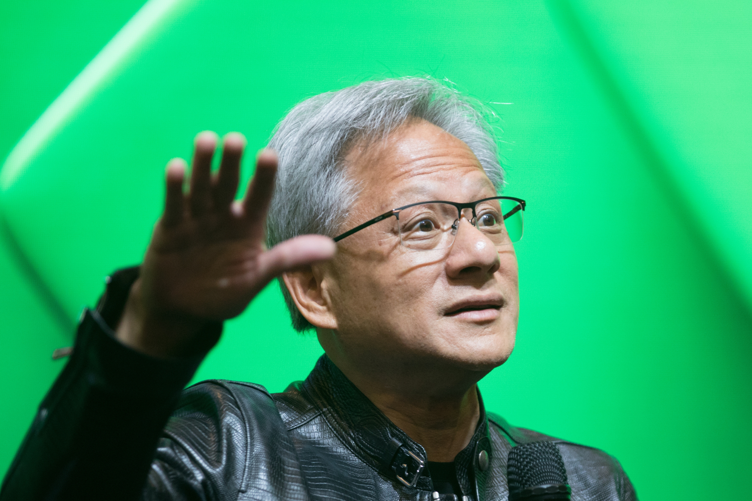 Jensen Huang (NVIDIA) afirma con énfasis: la IA no representa