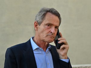 La Asamblea Nacional vota una enmienda presentada por el diputado