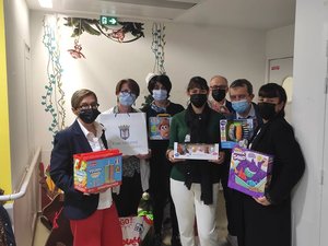 Montredon - Juegos ofrecidos al servicio de pediatría del hospital