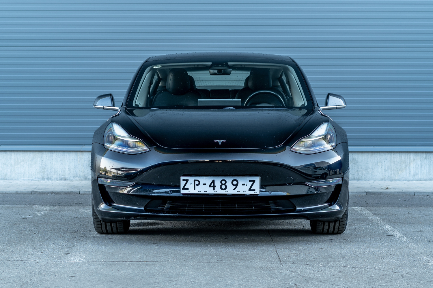¿Deberían los coches Tesla estar directamente conectados a Starlink? El