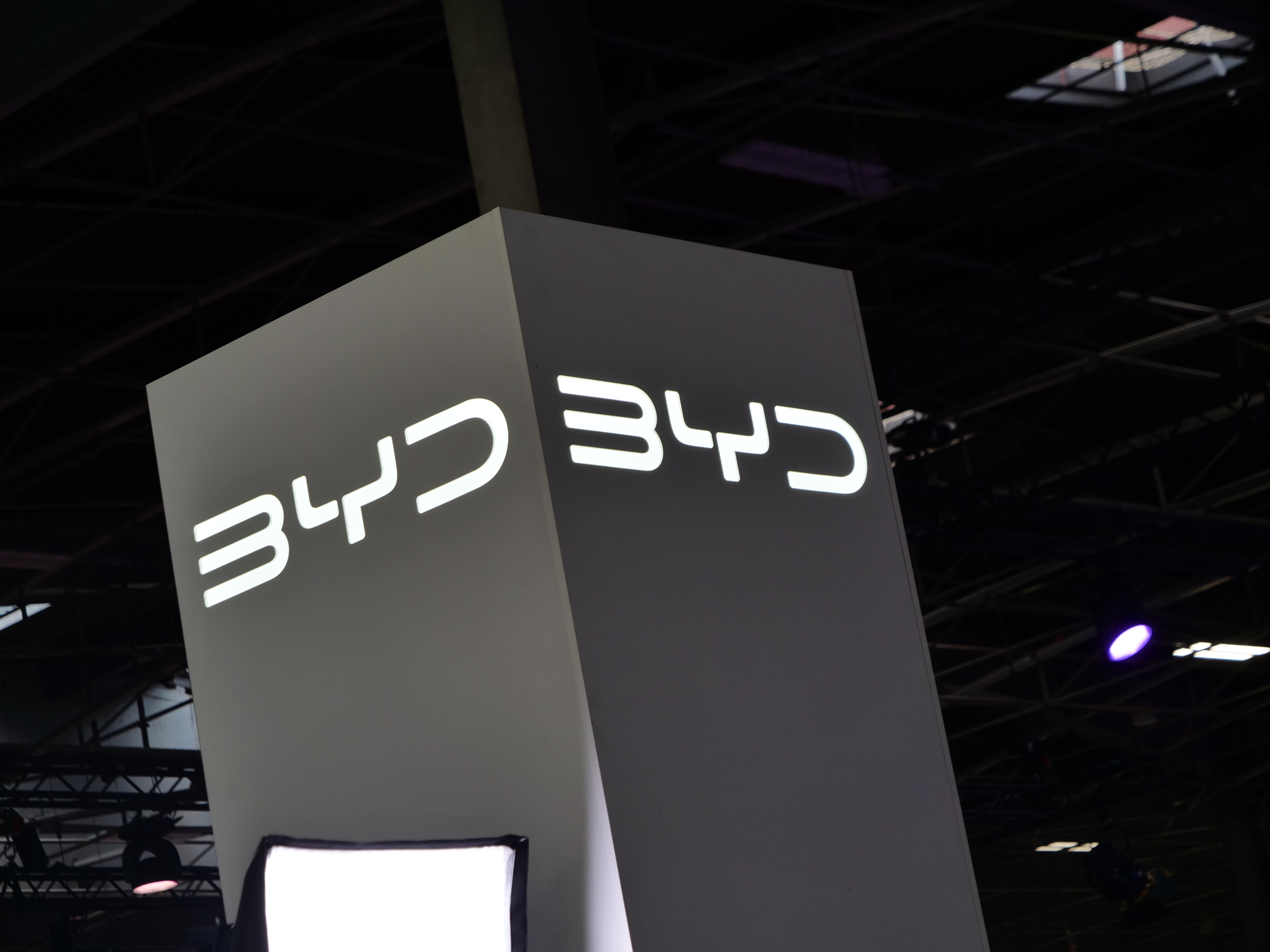 ¿Estabas pensando en comprar un coche eléctrico BYD? Esta novedad