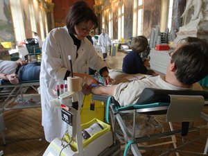¿Y si tú también donarás tu sangre como el manager