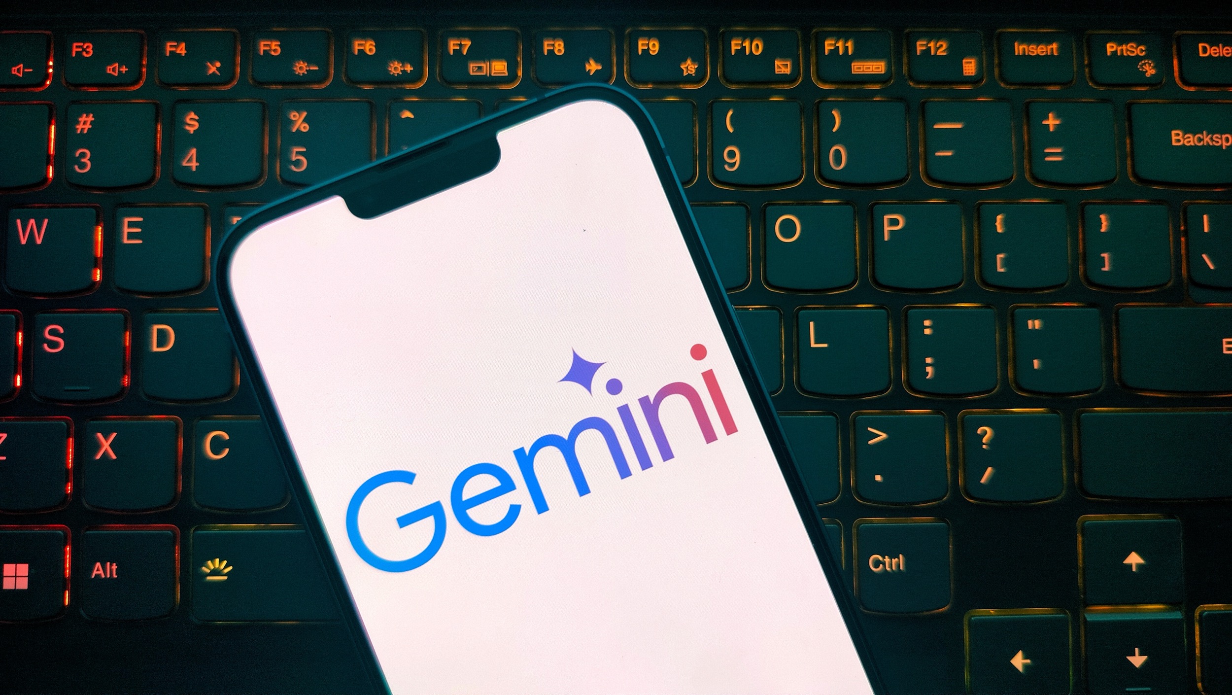Cómo Gemini pudo exponer datos de empresa a partir de
