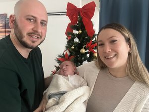Diogo, primer bebé de Navidad 2025 en Carcassonne