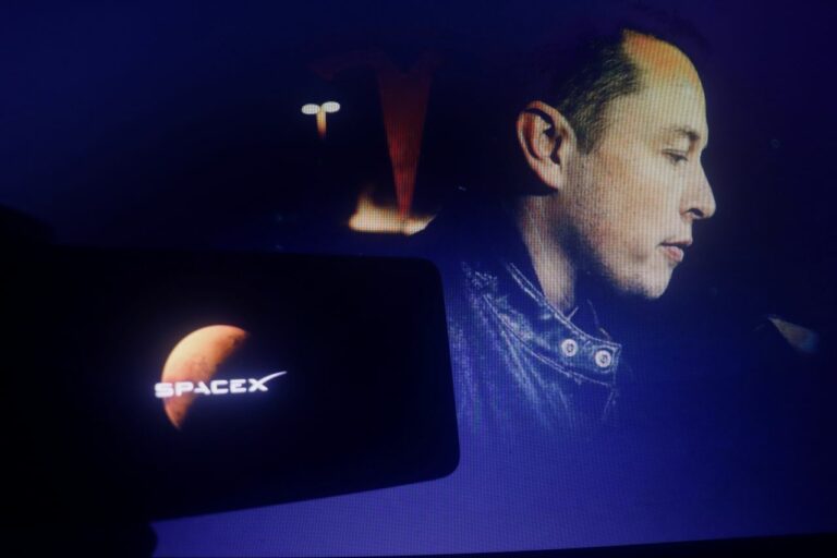 Elon Musk lanza una idea que causa sorpresa en el