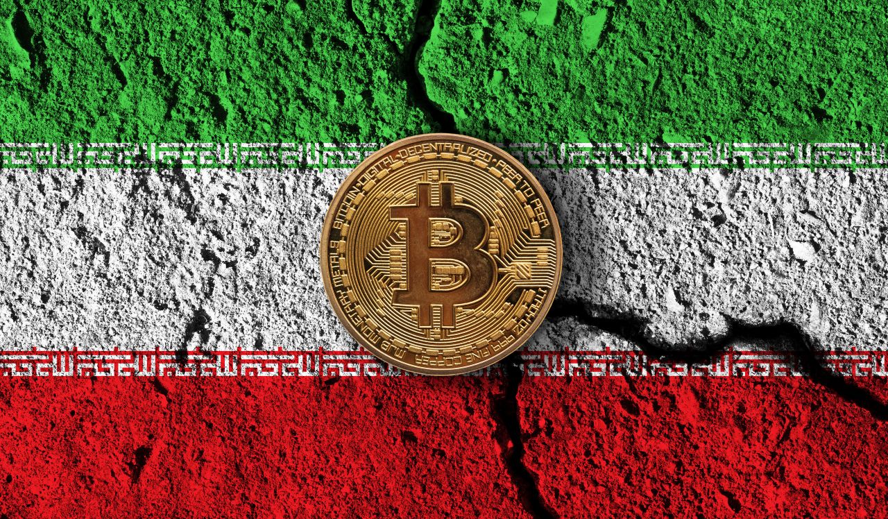 Irán lanza su plataforma de venta en línea de armas