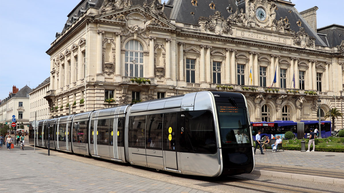 La solución radical de Francia para asegurar los tranvías en
