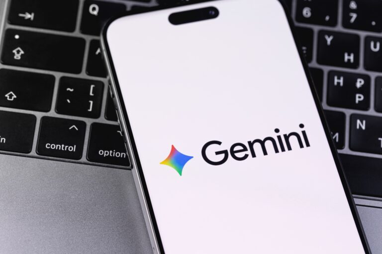 La sorpresa de Apple para salvar a Siri