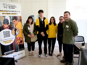 Montauban. Jóvenes que mejoran la vida diaria de los mayores