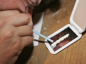 Por falta de evaluaciones psiquiátricas, dos hombres con un pasado