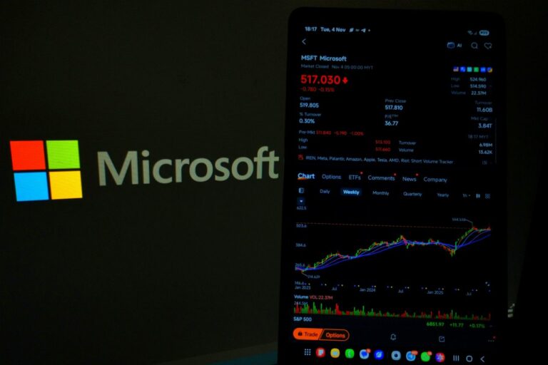 ¿La apuesta de Microsoft en IA está dando marcha atrás?