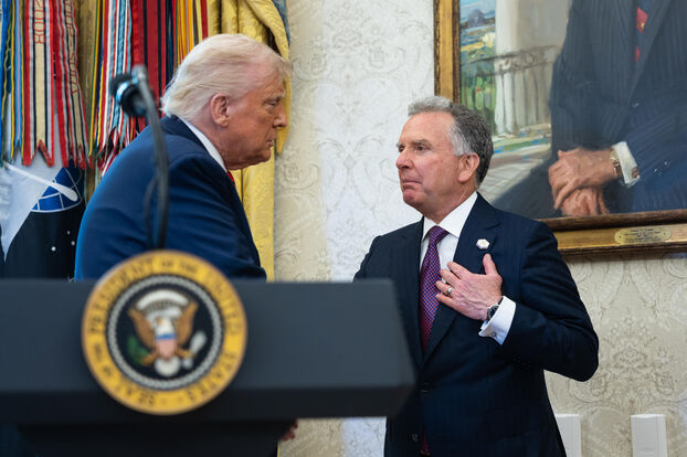 «Diplomate, es una verdadera profesión»: Cómo Kushner y Witkoff, el