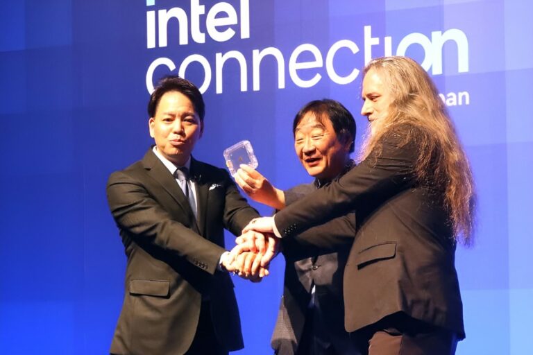 Intel logra un avance tecnológico importante con la Z-RAM