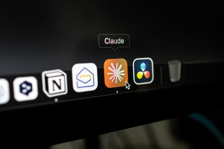 Los chatbots falsos de Anthropic han distribuido spyware en macOS