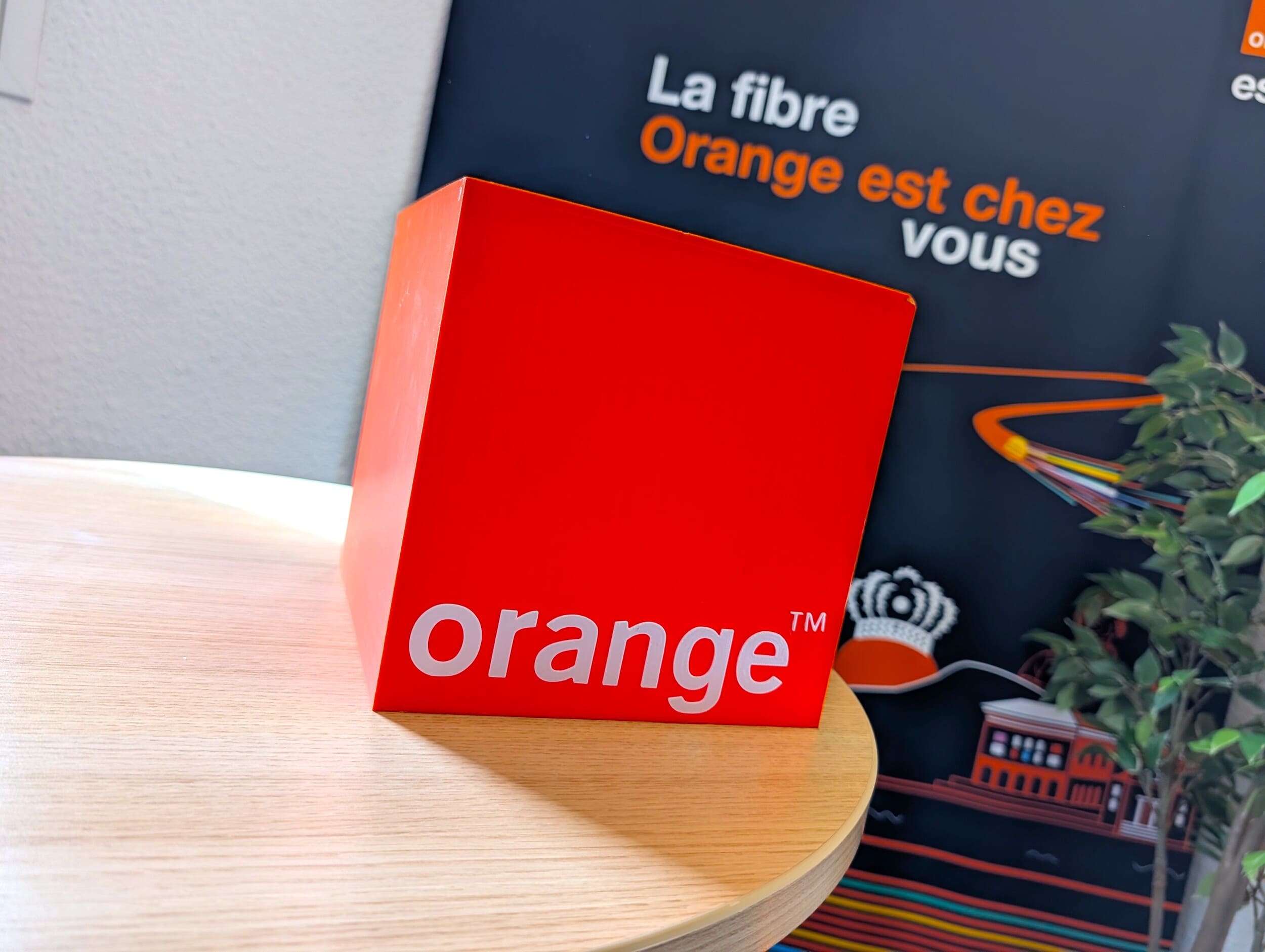 Orange lanza no una, ni dos, sino tres nuevas cadenas