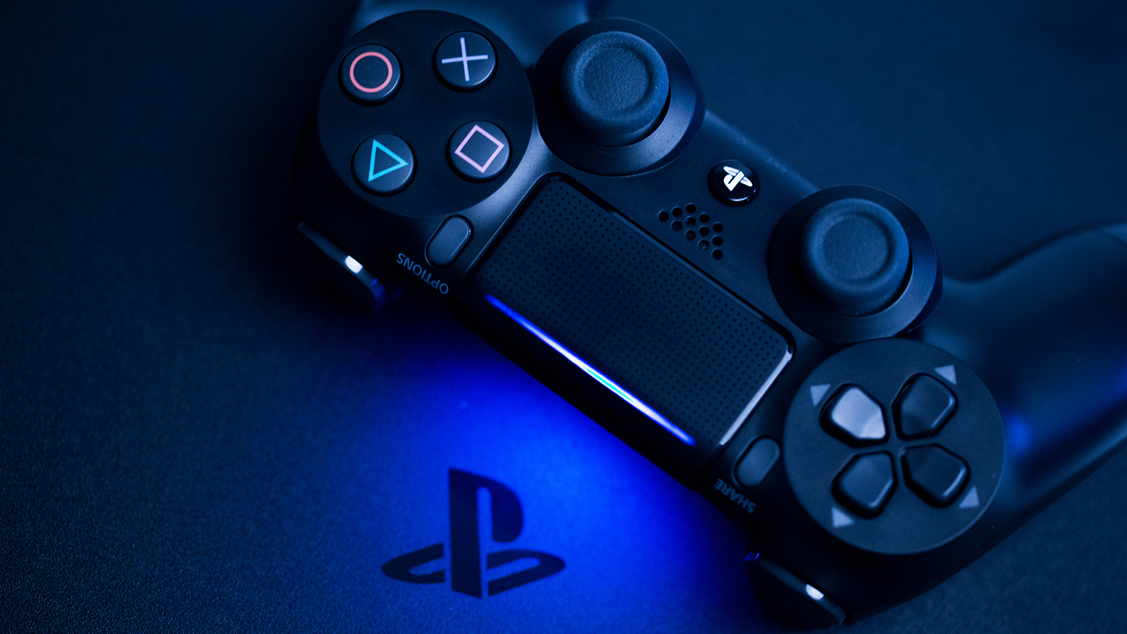 Sony juega la misma partida que Microsoft y empuja más