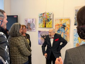 Un artista de 91 años sale del anonimato con sus