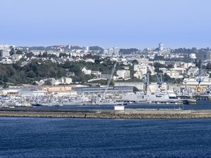 Un caso de meningitis a bordo de un buque militar,