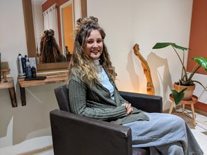 Lora Lambert: aliada de la peluquería y el bienestar