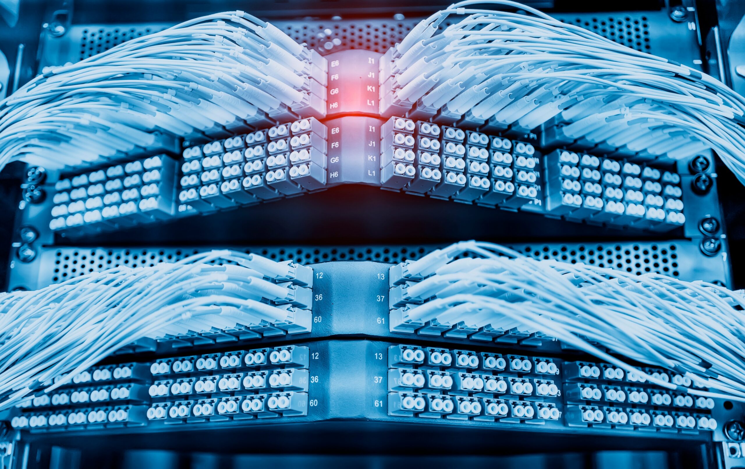 NVIDIA invierte 4 mil millones en fotónica para sus centros