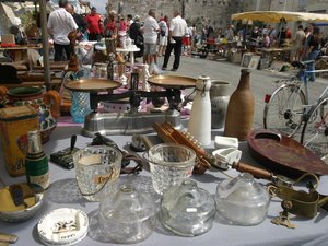 Chiner y pasear al ritmo de las brocantas de primavera