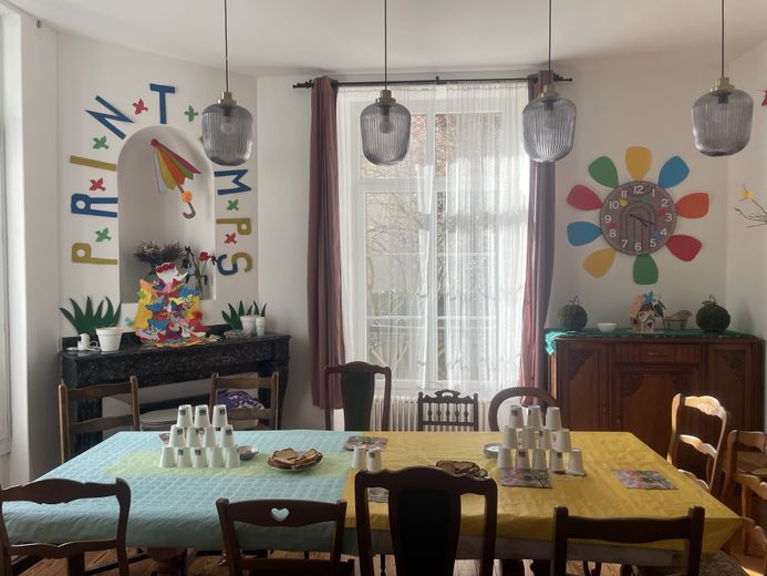 Los compañeros de la casa compartida para seniors "Cette famille"