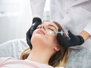 La influencer mata a su cliente al inyectarle ácido hialurónico