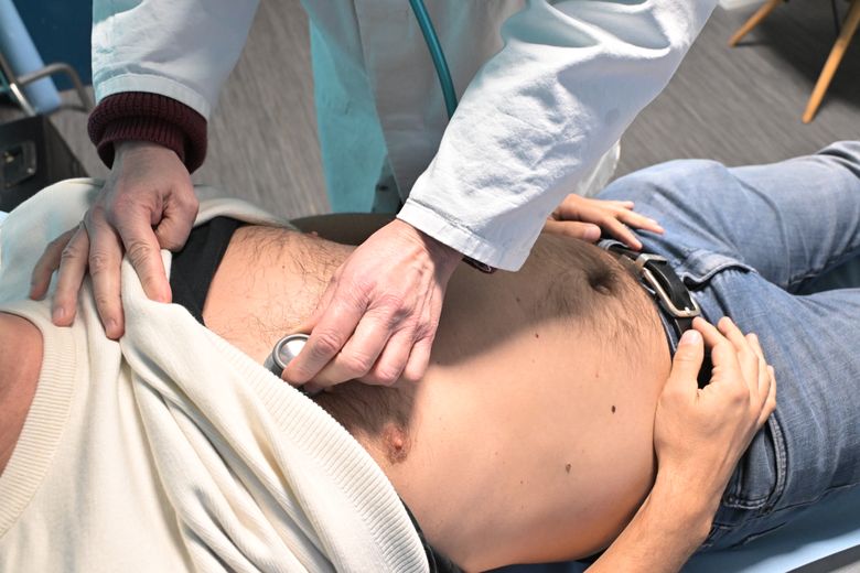 REPORTAJE. "Los pacientes ya no van a atenderse": la escasez