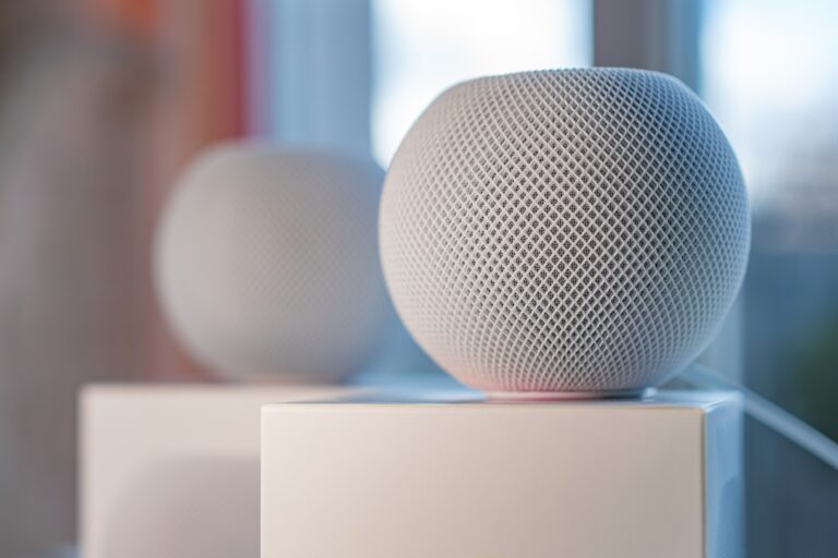 Apple pierde a su ingeniero clave mientras intenta conquistar tu