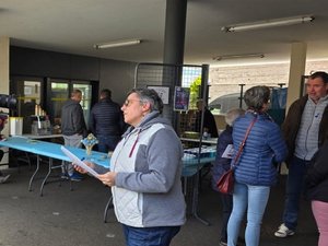 Brax. La comuna se moviliza por Mars azul