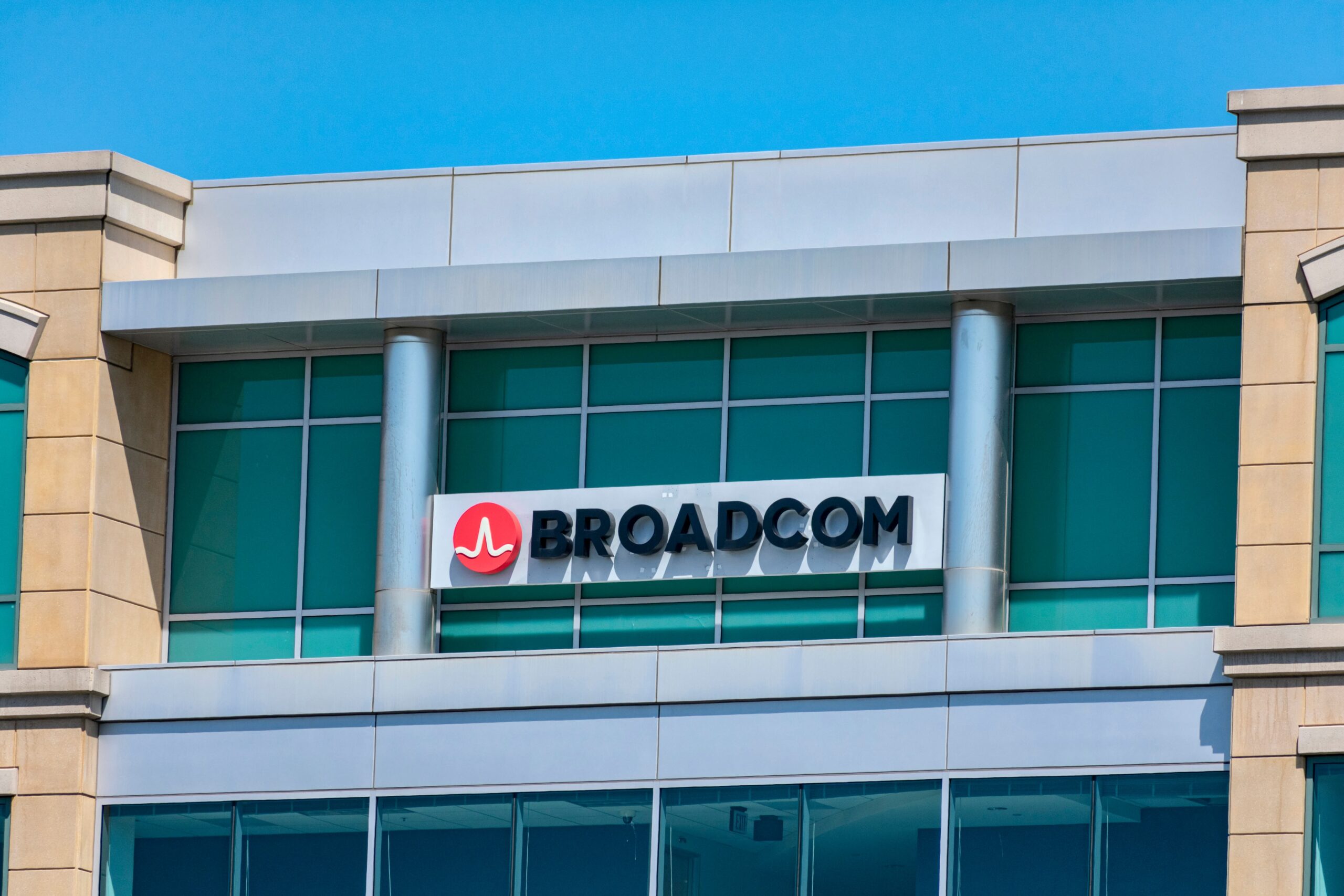 Broadcom afirma que Google, OpenAI y Meta no pueden prescindir