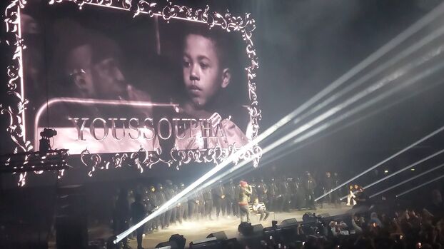 Concierto homenaje a Werenoi: su hijo Omar conmocionó al público.