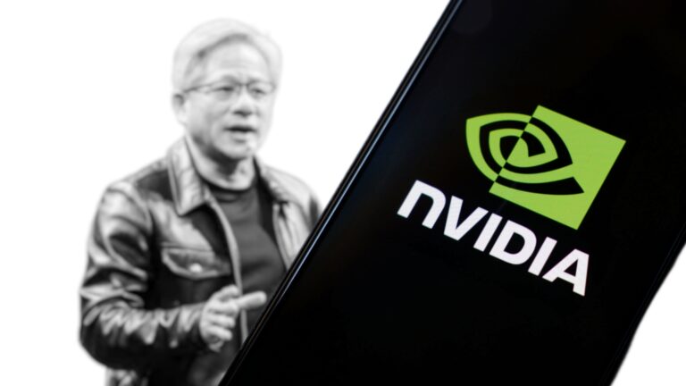 Frente a las dificultades geopolíticas, Jensen Huang se rinde ante