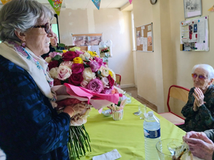 Simorre. Cien rosas para celebrar el siglo de Mme Laffont