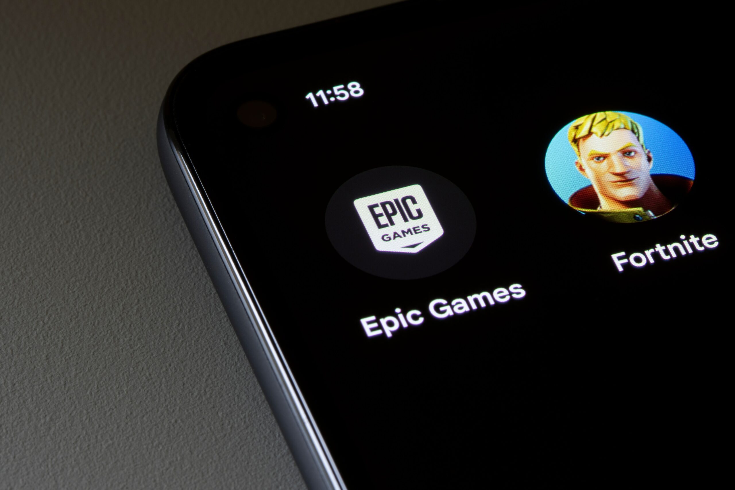 ¿La popularidad de Fortnite se está desplomando? Los despidos masivos