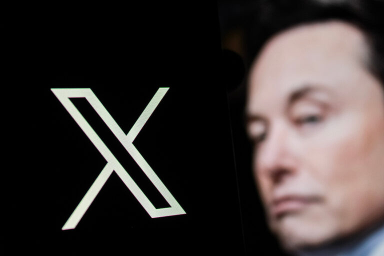 ¿Por qué dos tuits de 2022 le cuestan hoy muy