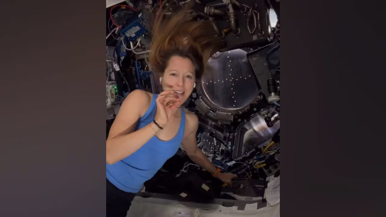 Incluso en el espacio, Sophie Adenot «abre las ventanas» por