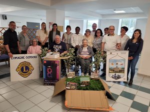Acto de solidaridad por el EPSL: El Lions Club ofrece