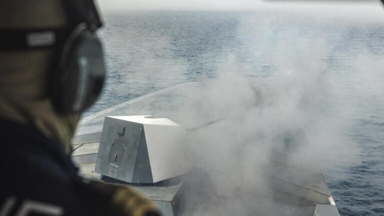 Anti-drones en el mar, bajo la niebla y con un